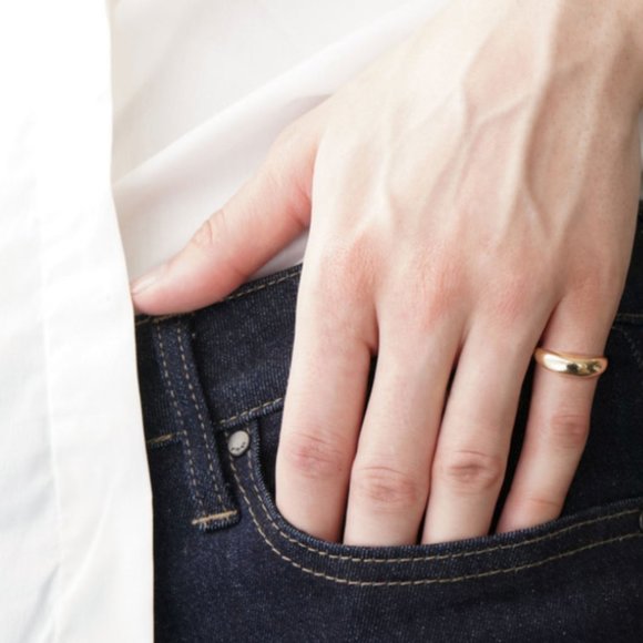 14K Gold Thin Dôme Pinky Ring (Size 3) - Picture 4 of 4